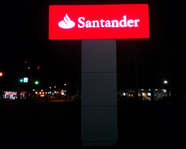 Monument Signs in Philadelphia
